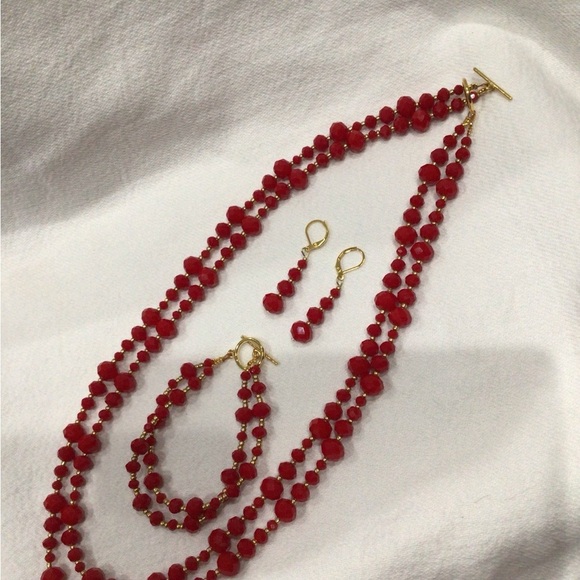 Elegant Vibrant Red Glass Beaded Necklace, Bracelet, & Earring Set - Picture 8 of 9